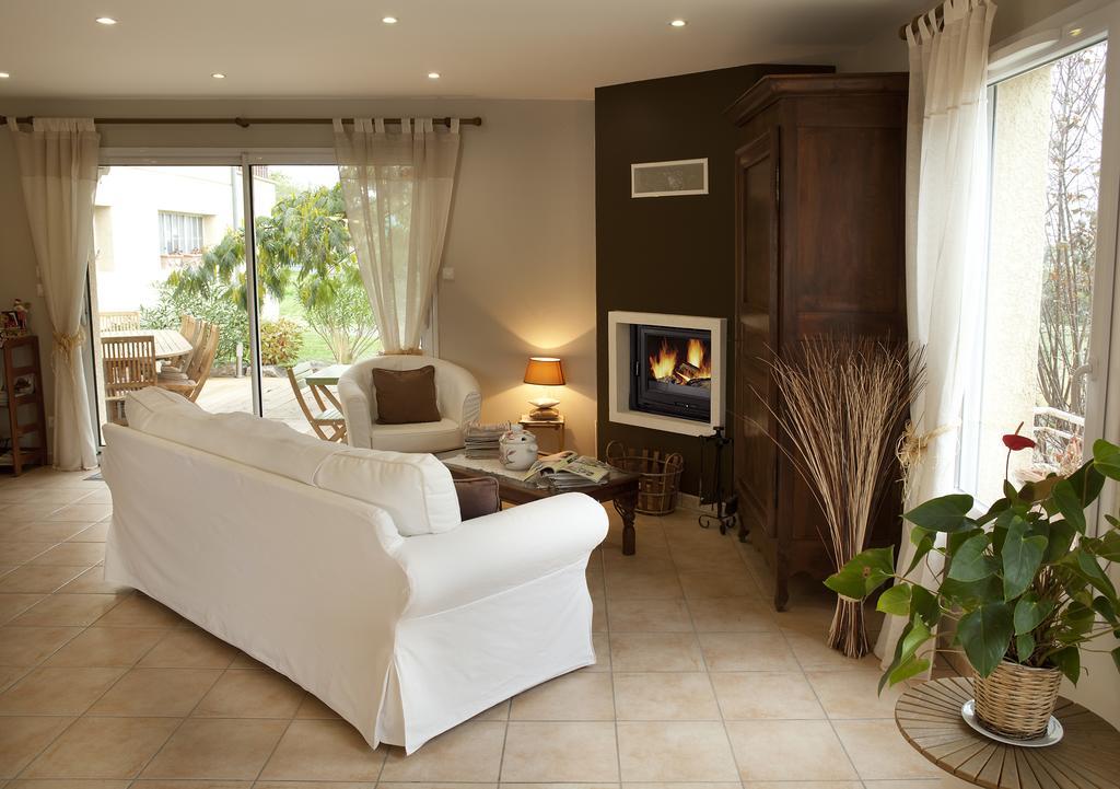 Bed and Breakfast La Bergerie Pollionnay Экстерьер фото