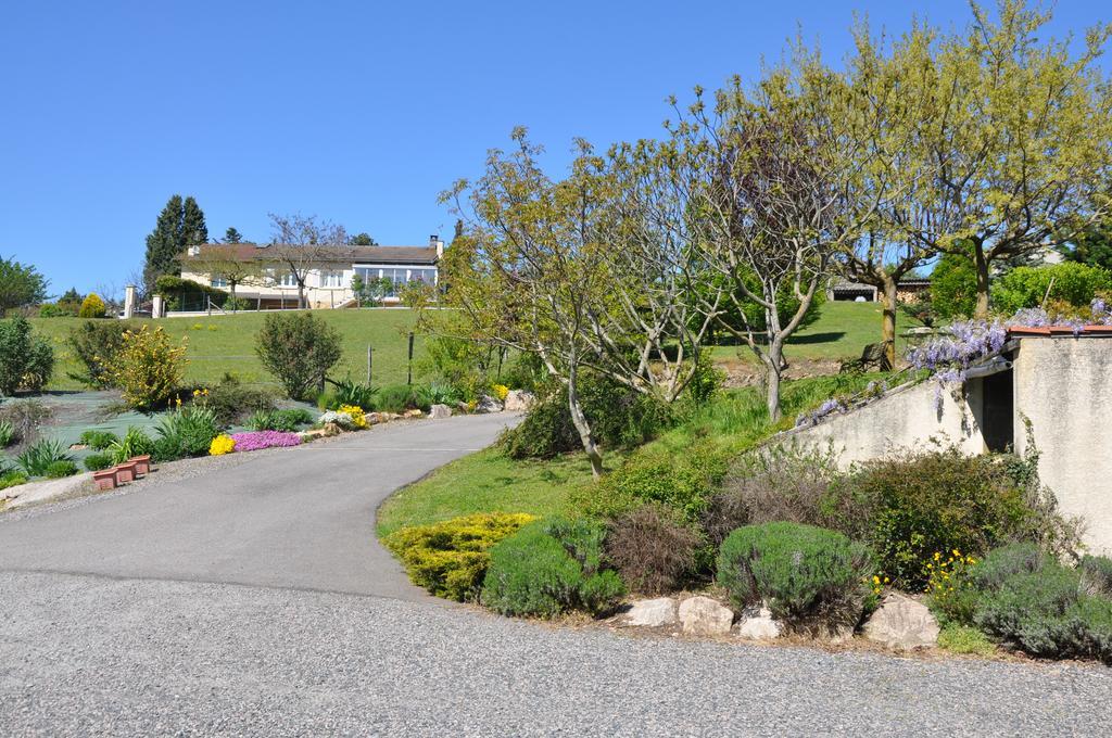 Bed and Breakfast La Bergerie Pollionnay Экстерьер фото