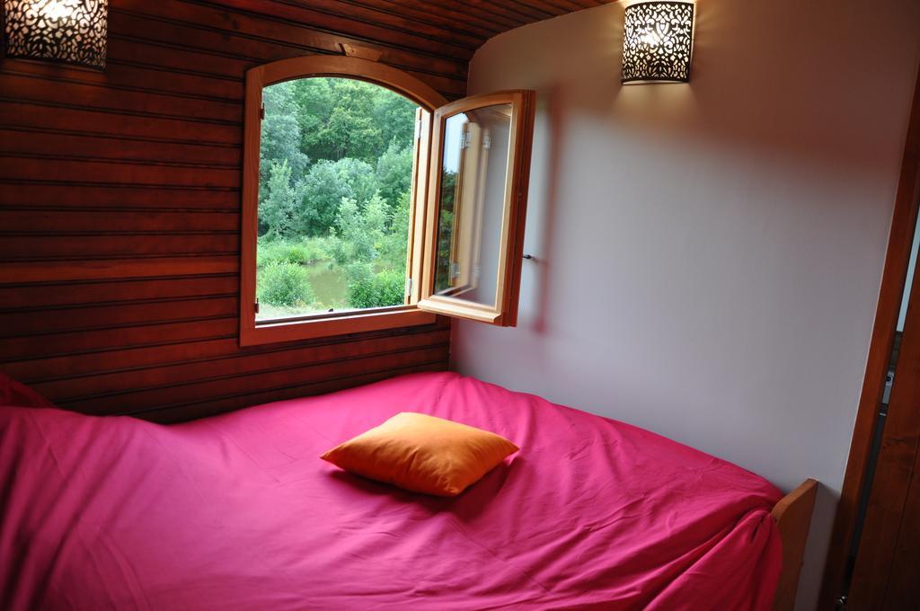 Bed and Breakfast La Bergerie Pollionnay Экстерьер фото